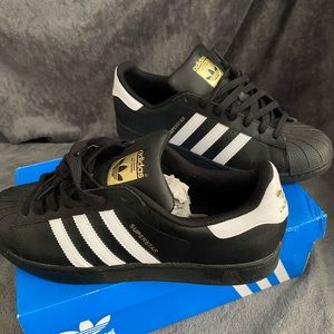 Adidas Superstar Foundation size 10.5 men